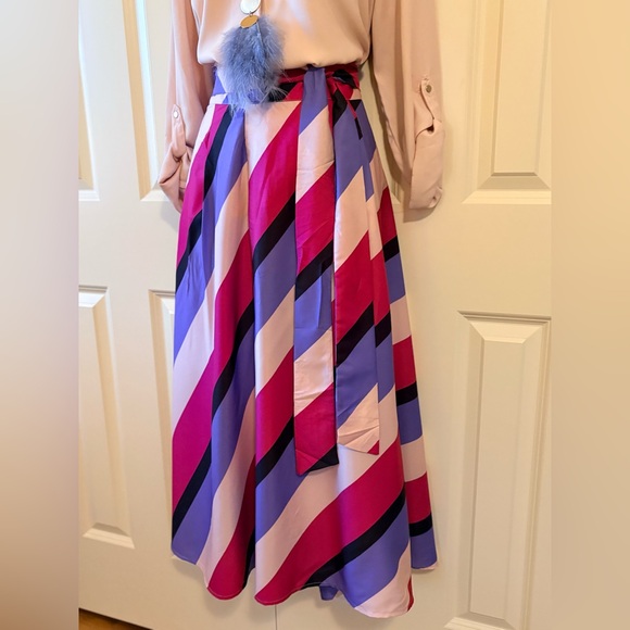 NWOT, Striped Pink and Purple Women's Skirt, By Cato, size 18/20 - Picture 2 of 7